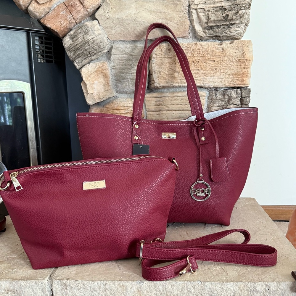 BCBG Paris Red Pebbled Faux Leather Open Shoulder Tote
Bag & Crossbody Bag Set